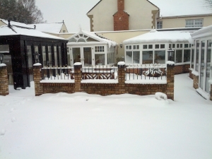 A rather snowy conservatory outdoor showsite! 